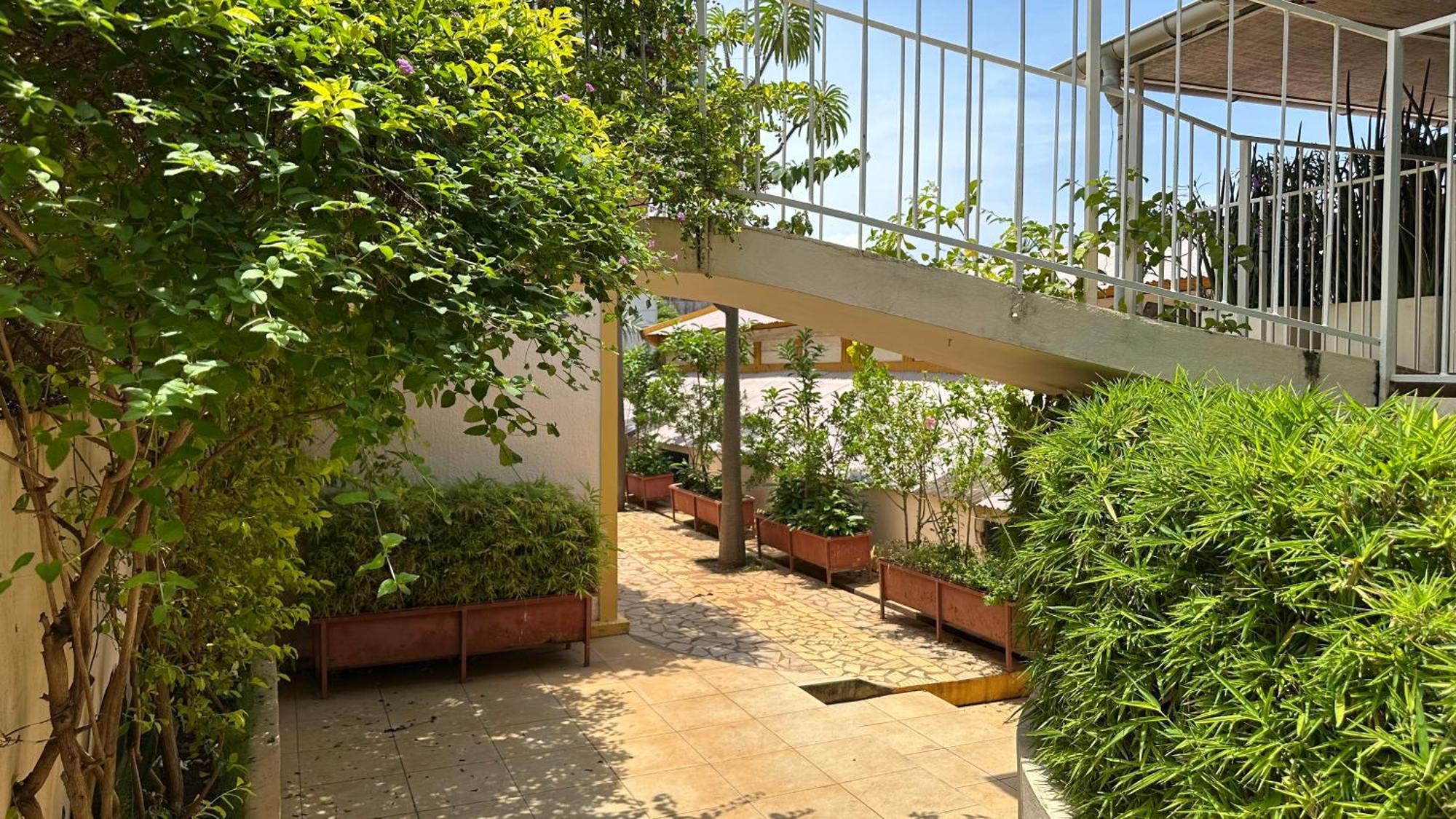 Le Jardin Exotique Hotel Antsiranana Exterior foto